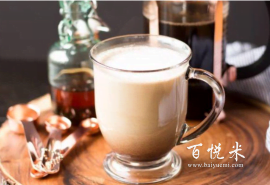 這是適合一家人一起享用的大份雞尾酒,楓樹(shù)咖啡,值得試試